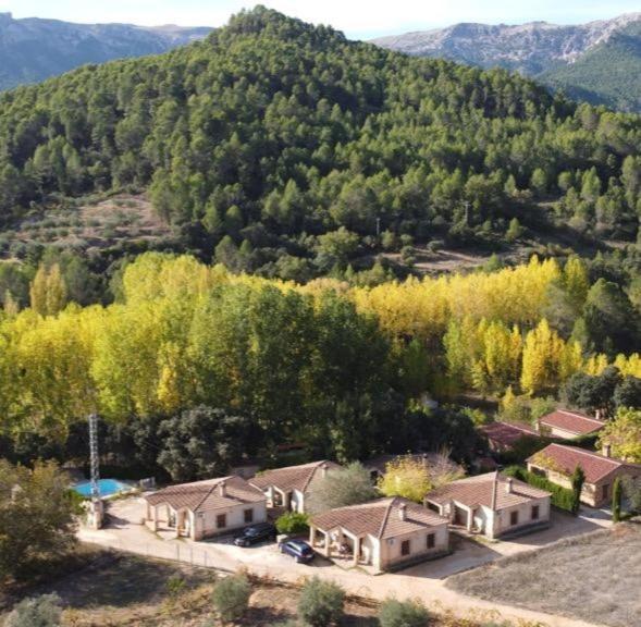 Cortijo Prados Casas Rurales Amable- Yeste מראה חיצוני תמונה